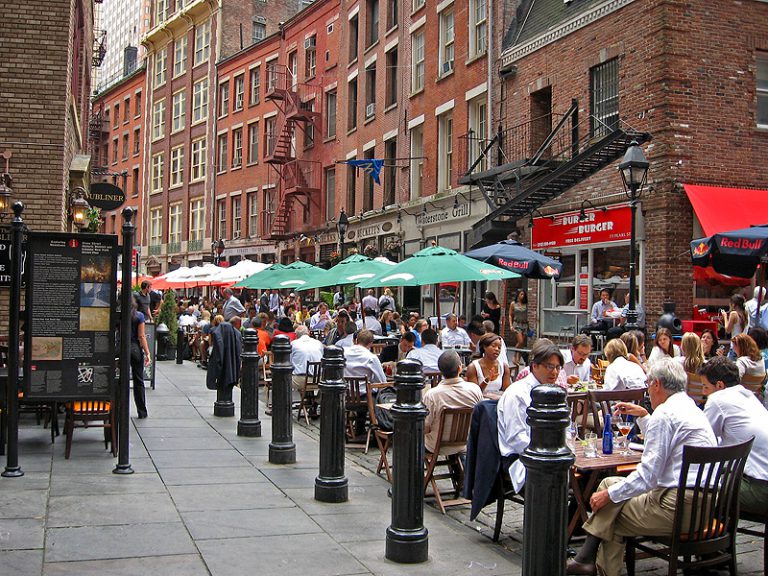 Stone street - самая старая мощеная улица Нью-Йорка — New York