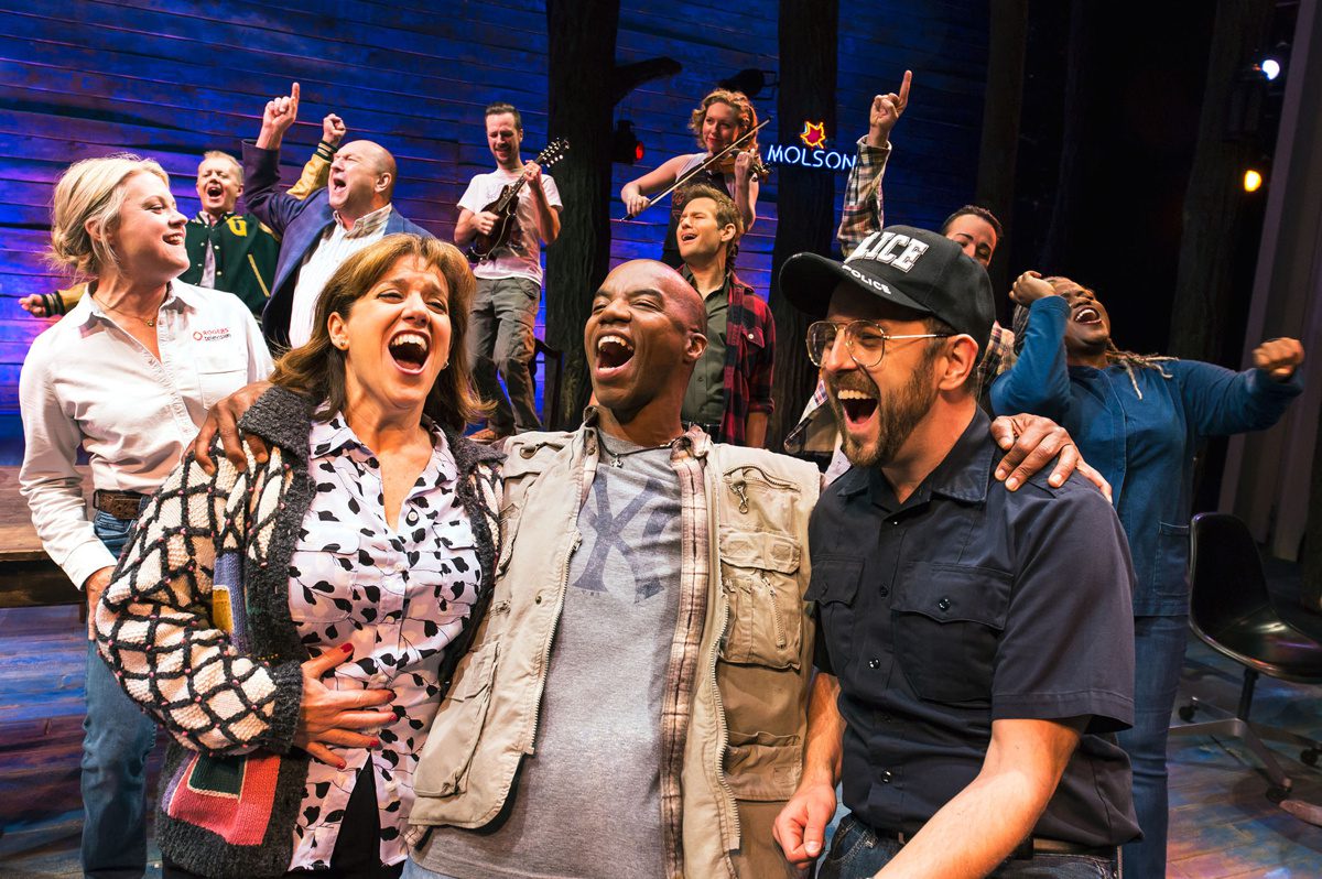 Мюзикл Come From Away - как маленький город принимал весь мир — New York