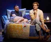 Angels in America — пьеса на Бродвее в Нью-Йорке