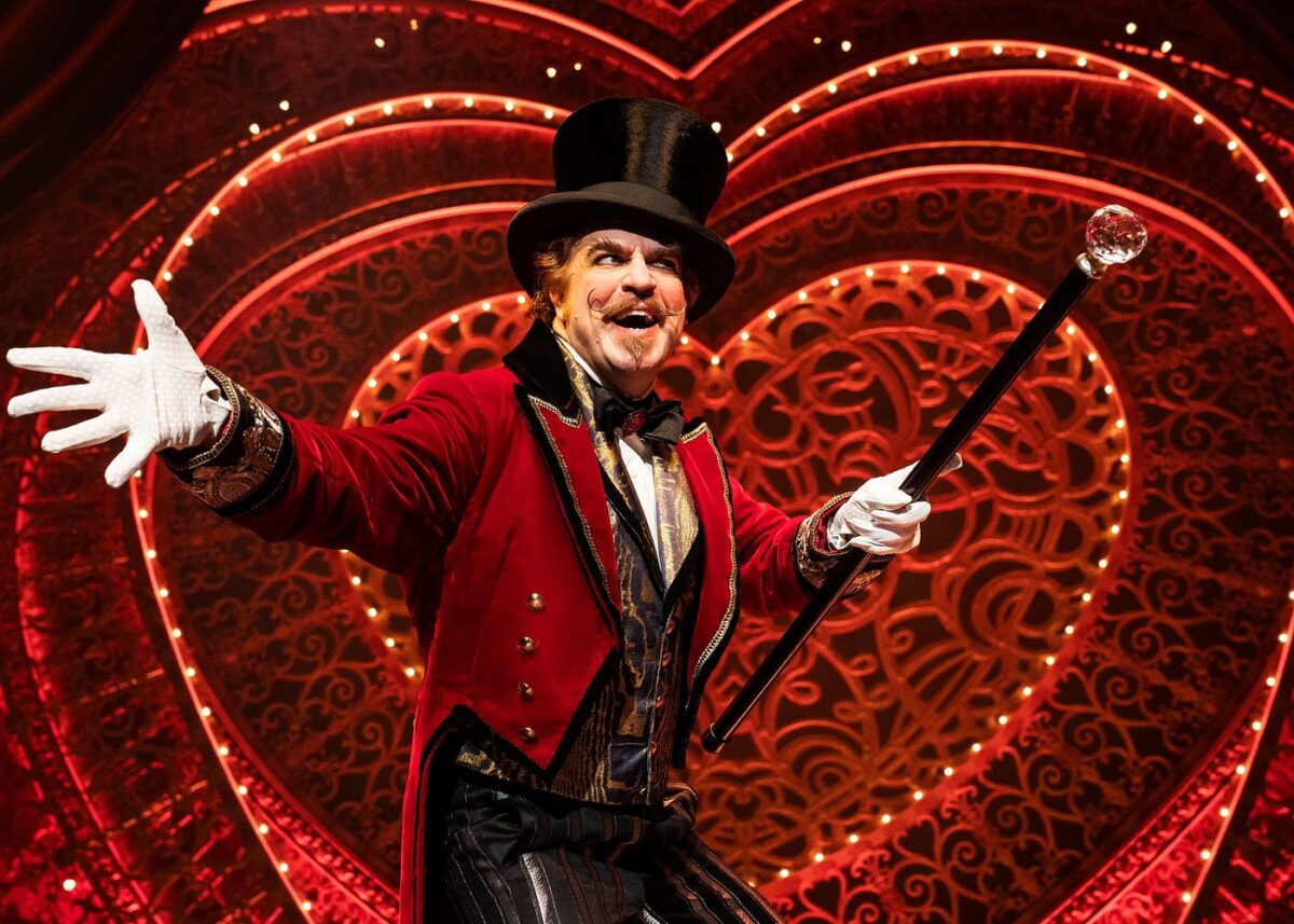 Moulin-Rouge-on-Broadway