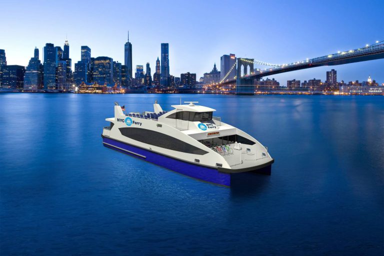 NYC Ferry: морская прогулка по цене метро — New York