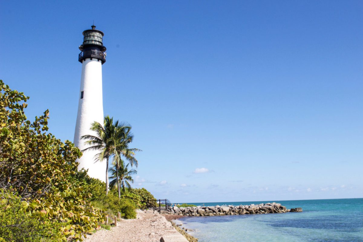 Сape Florida Lighthouse - старейшая достопримечательность Южной Флориды — New York