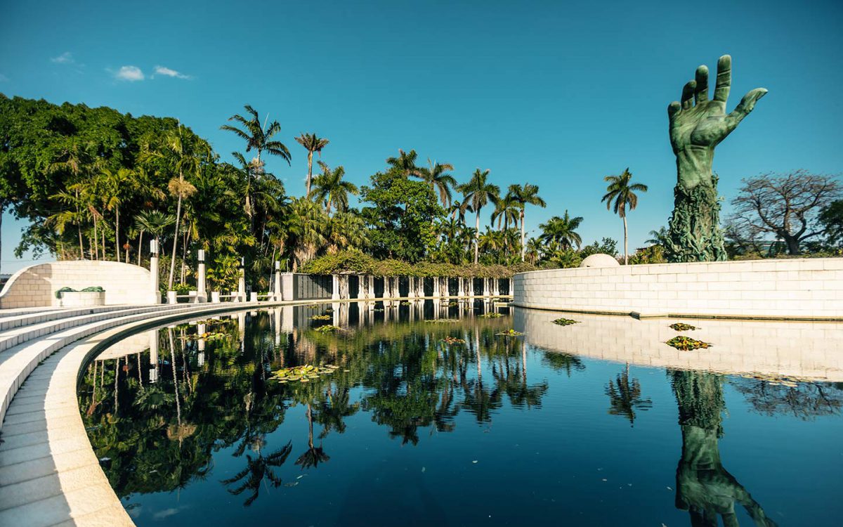 Holocaust Memorial Miami Beach - место, где сжимается сердце — New York