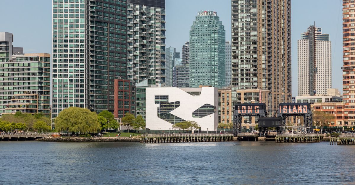 Созданная Стивеном Холлом библиотека Hunters Point откроется в сентябре — New York