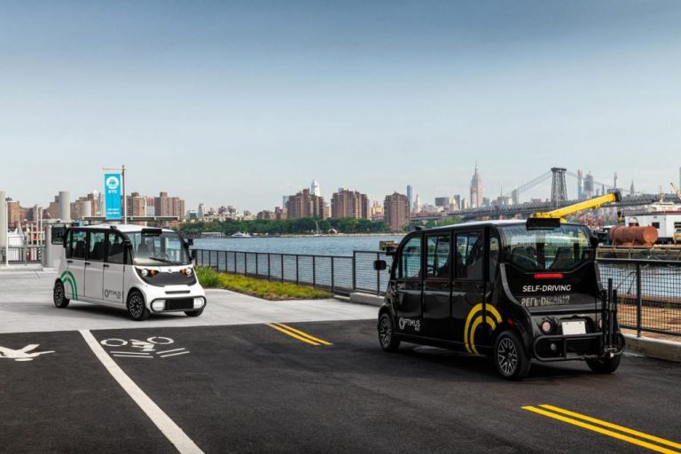 Автомобили без водителя в Нью-Йорке — New York