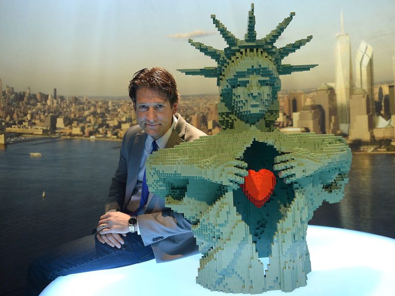 В Нью-Йорке открыта самая большая в мире выставка Lego Art — New York