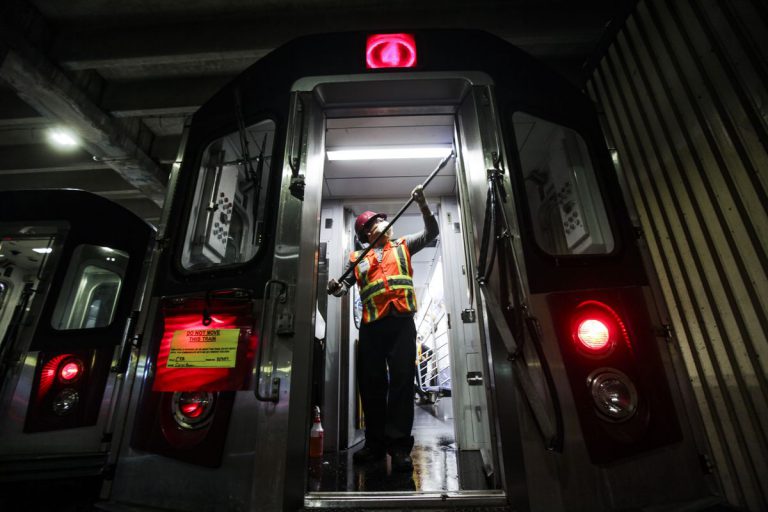 В MTA планируют использовать хлорку для защиты от коронавируса — New York