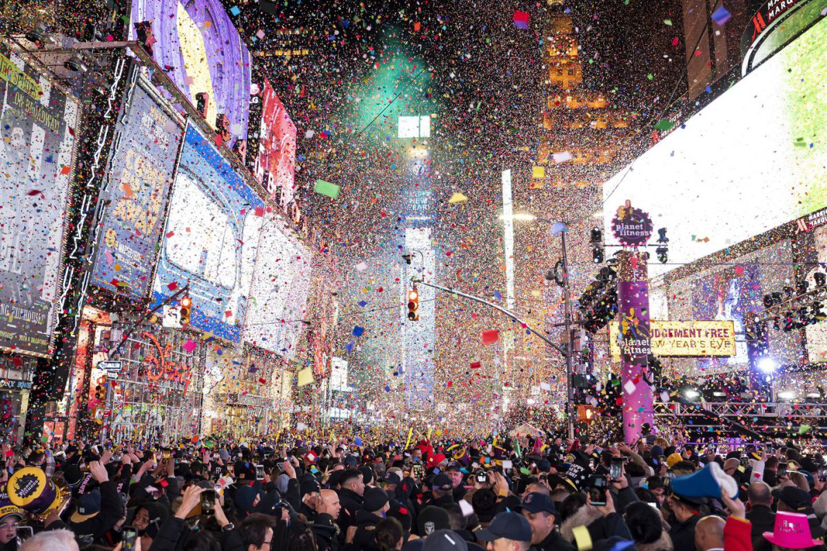 В этом году новогодний шар на Таймс-сквер опустится без зрителей — New York