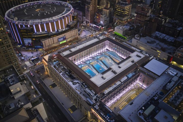 Загляните в новый железнодорожный зал Мойнихан — New York