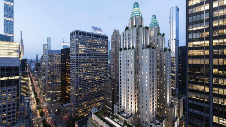 Напишите свою историю о Waldorf Astoria - и получите возможность провести выходные в обновленном отеле — New York