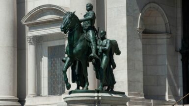 Проблемную статую Теодора Рузвельта перевезут из Нью-Йорка в Северную Дакоту — New York